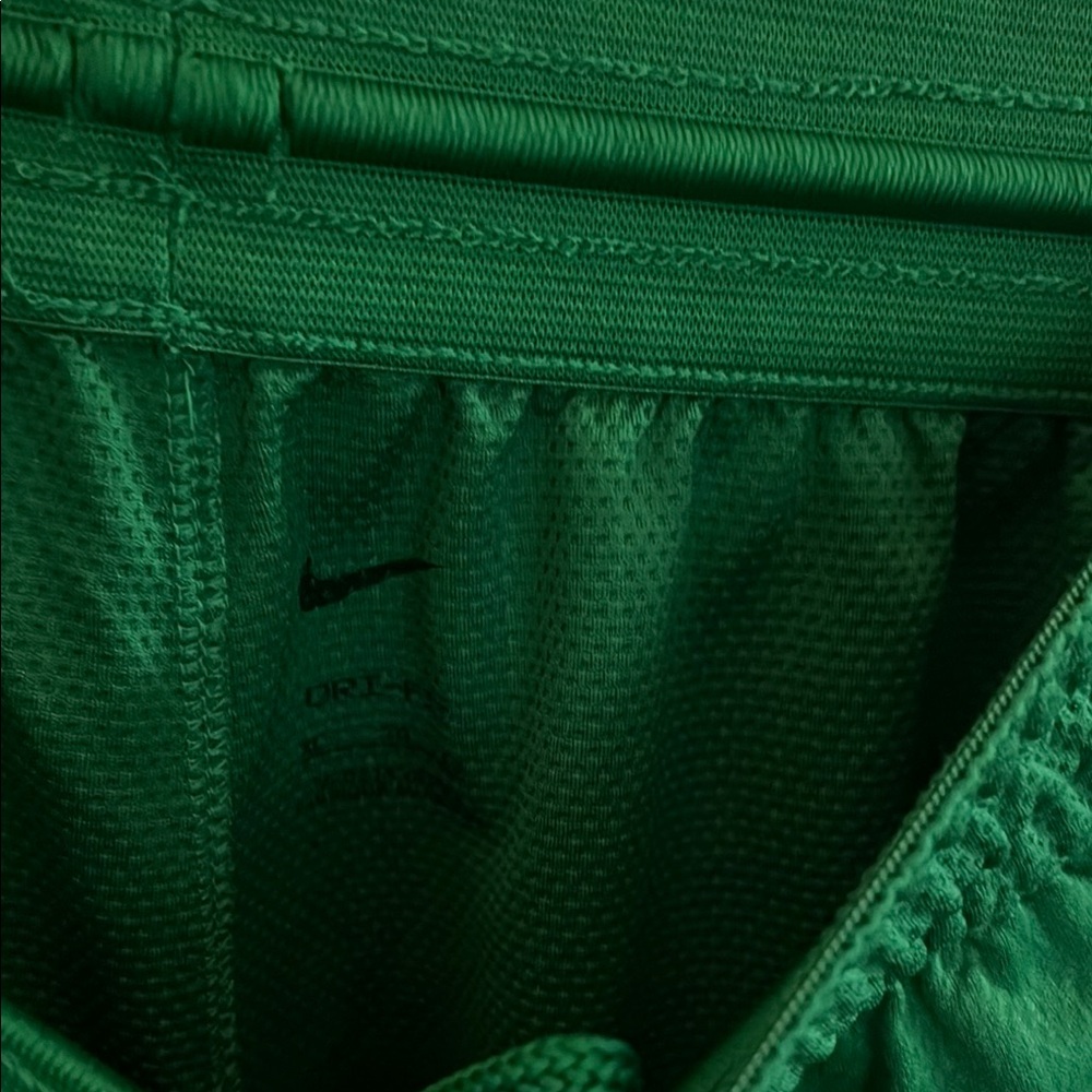 Nike Oregon Ducks Athletic Shorts - Picture 2 of 3